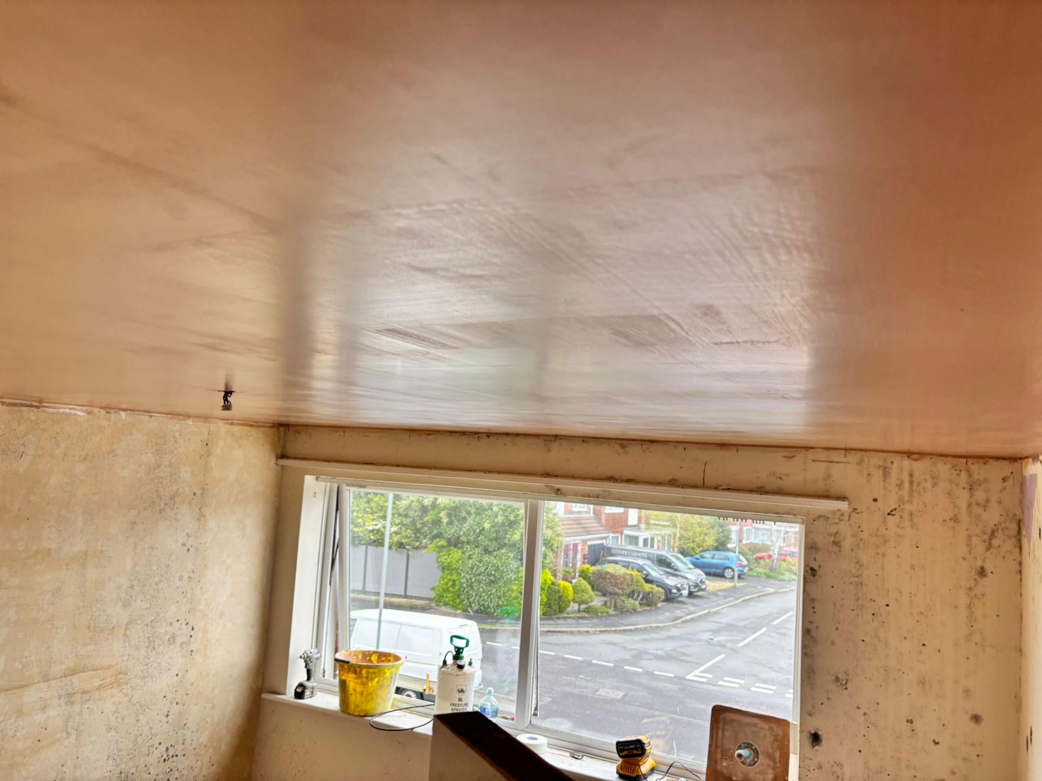 Full room skim